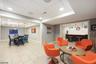 Lounge/Dining