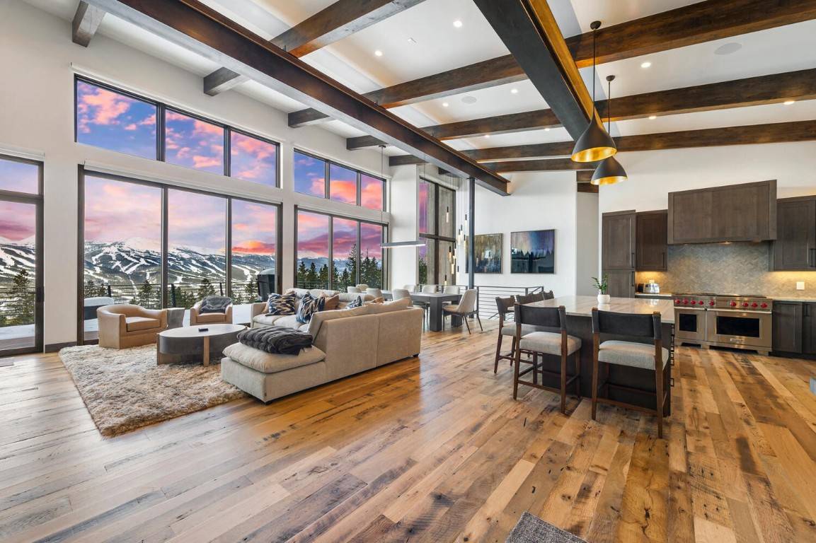 Presenting ultimate mountain luxury in this custom home with unobstructed mountain views.