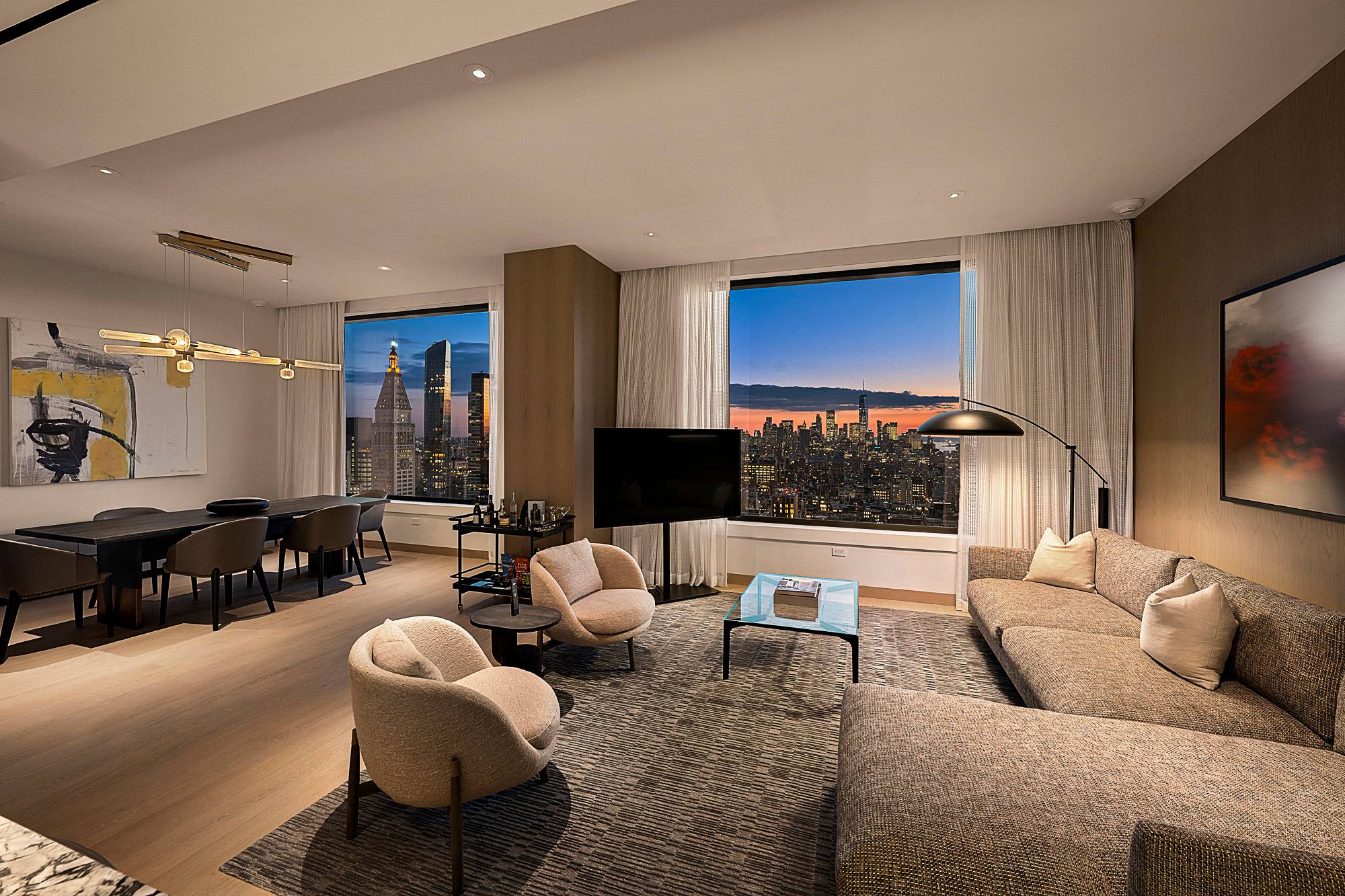 25 West 28th Street, PH41D Welcome to Penthouse 41D at the acclaimed Ritz Carlton Residences designed by legendary architect Rafael Vinoly.