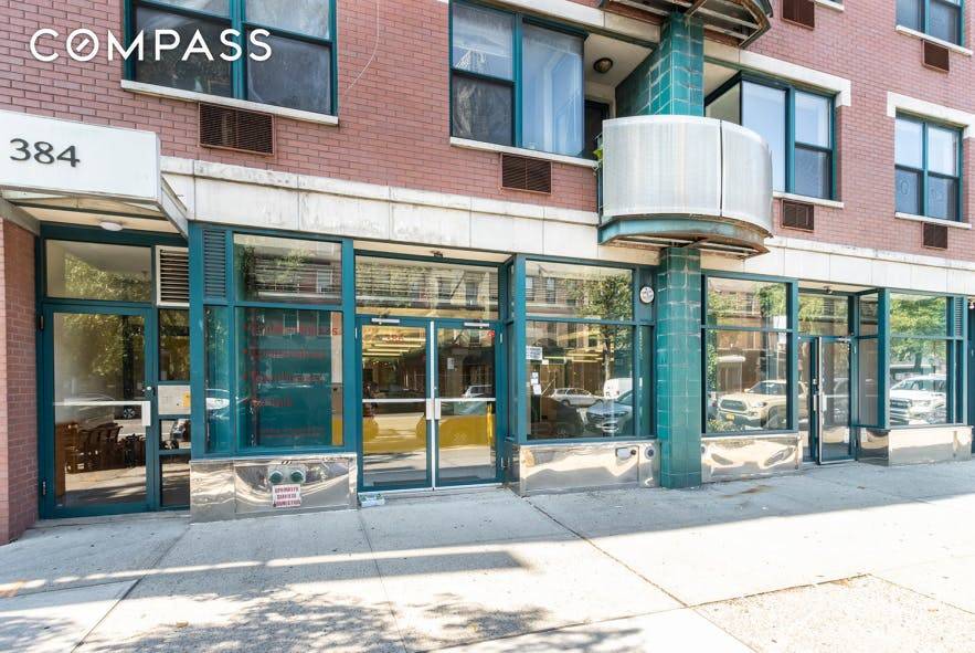 Ground Floor Office Retail For Lease 2, 000 SF Level 1 1, 500 SF Level 2 1, 400 SF usable lower level Located between Hoyt Street and Bond Street in ...
