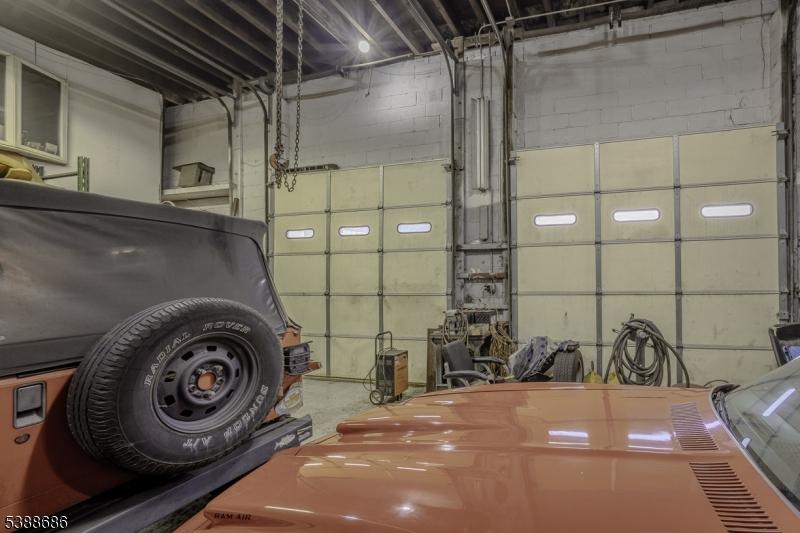 overhead door