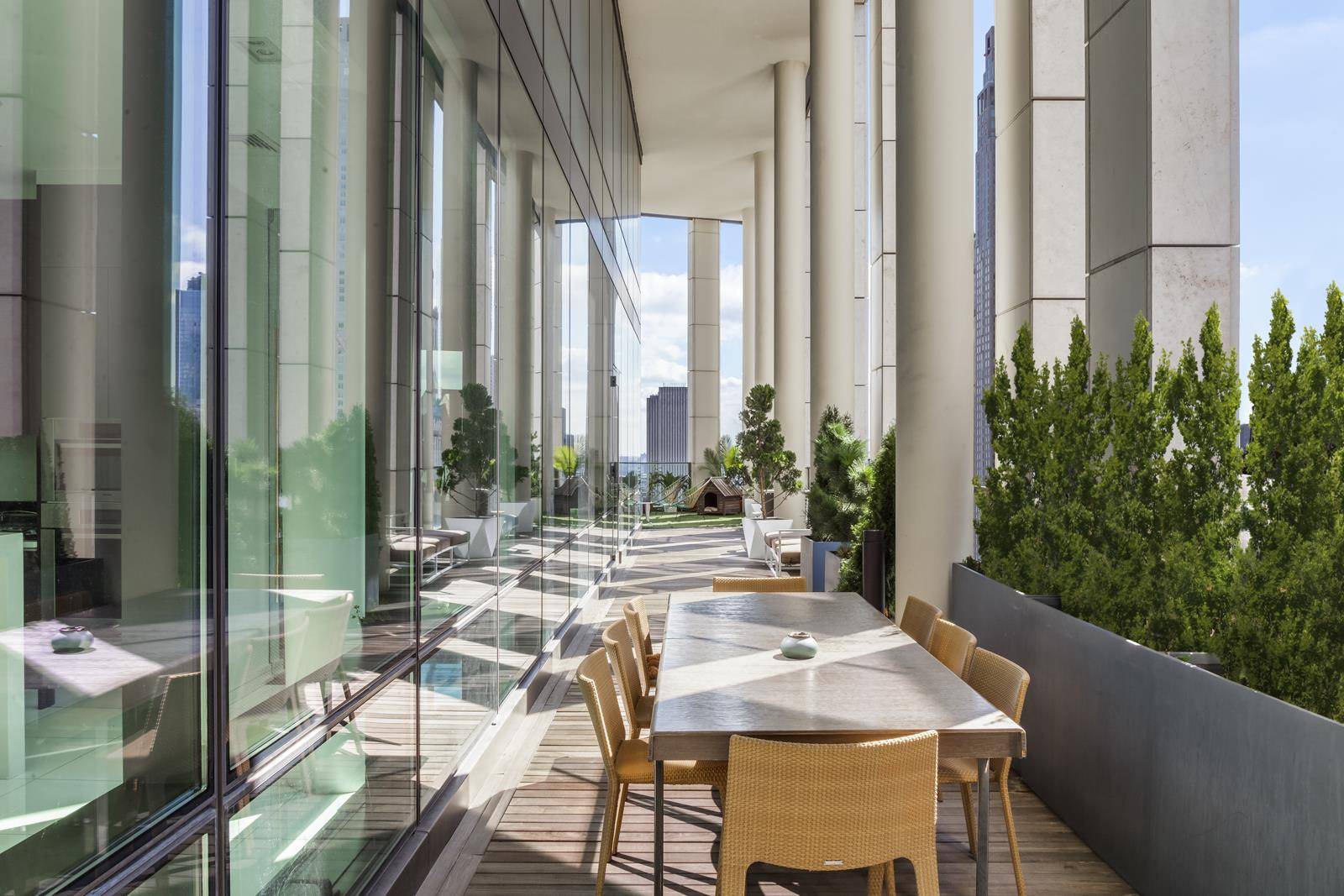See New York come alive like never before from the largest single family penthouse style residence atop Tribeca's acclaimed 101 Warren Street !