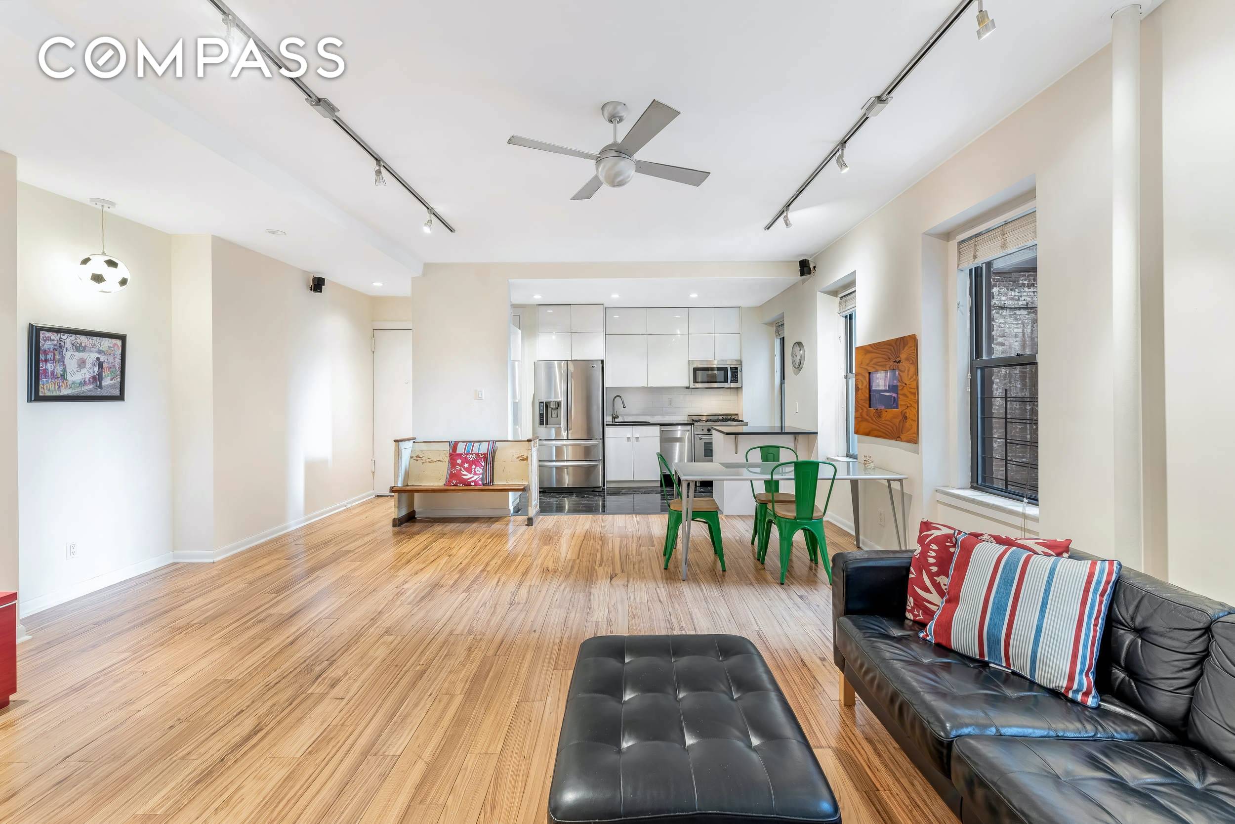 LOFT LIKE 2 BEDROOM NEAR THE HUDSON RIVER This fully renovated one of a kind 2 bedroom 1.