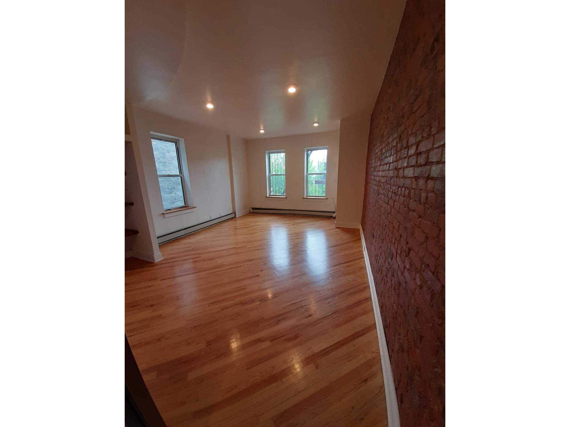 Rent stabilized 1 bedroom apartment located on the Prospect Heights Crown Heights border a half block from the subway and near the Brooklyn Museum, Prospect Park, Grand Army Plaza, the ...