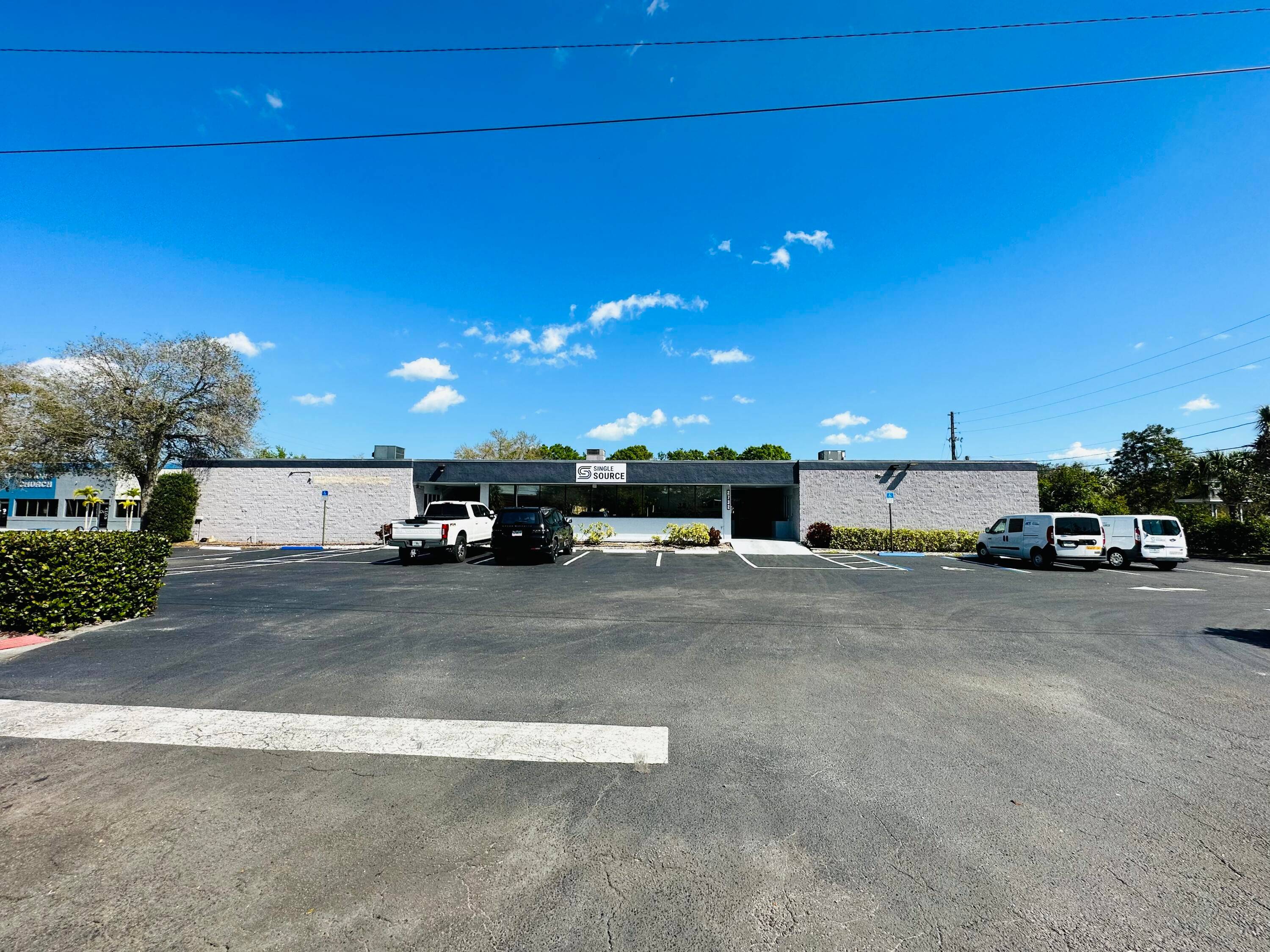 APPROXIMATELY 3, 188 SQ FOOT SPACE FOR LEASE.