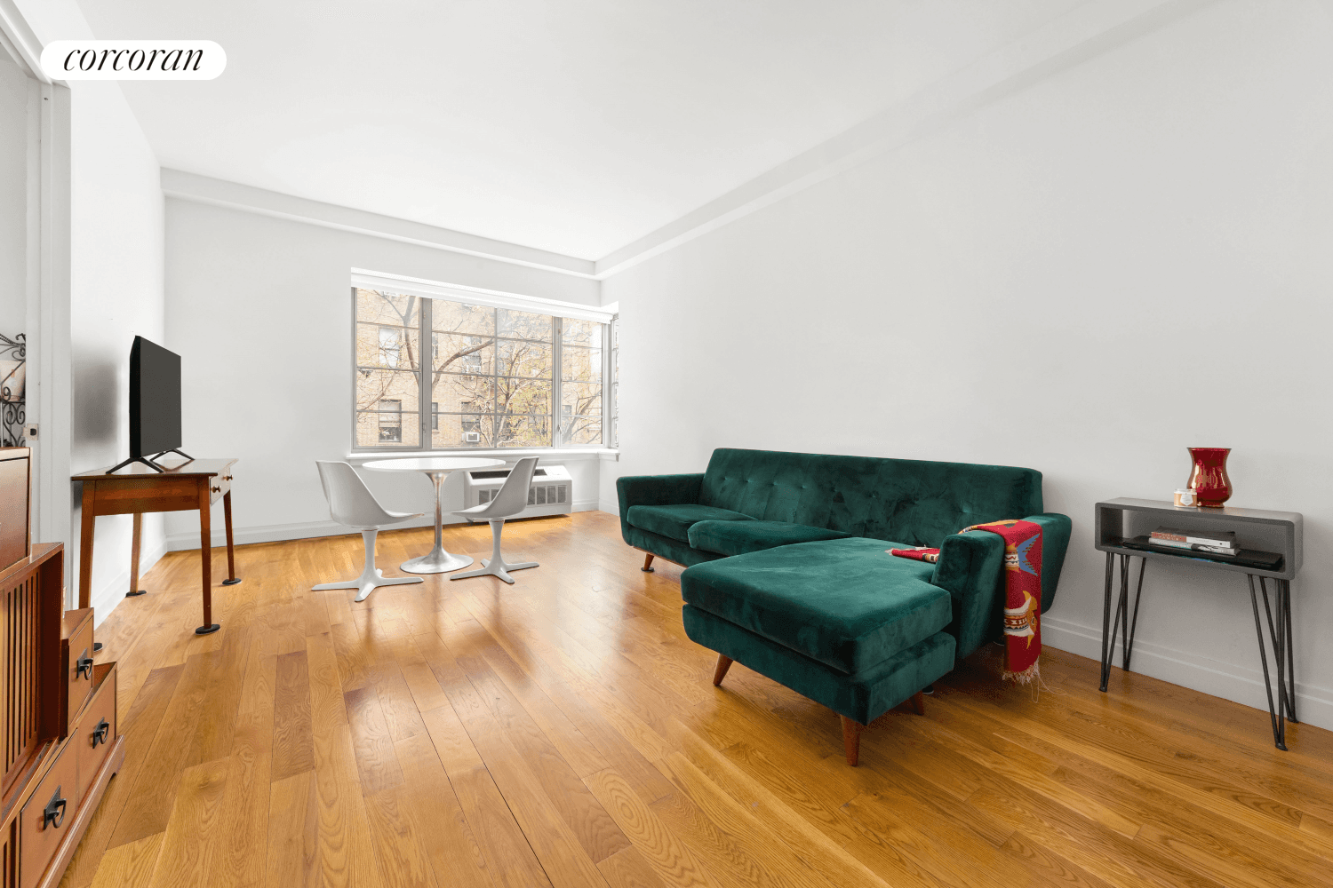 Welcome to residence 3B, a one bedroom apartment with modern features located in Harlem's boutique condo building, Uptown 58.
