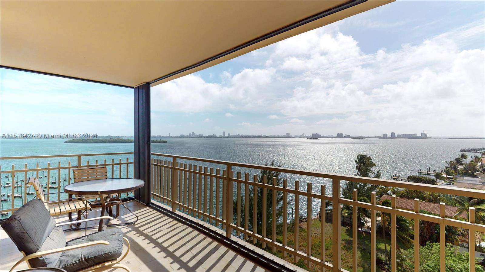 Situated directly on Biscayne Bay, this captivating SE corner unit boasts unparalleled wide bay views and is the most desirable line in the building.