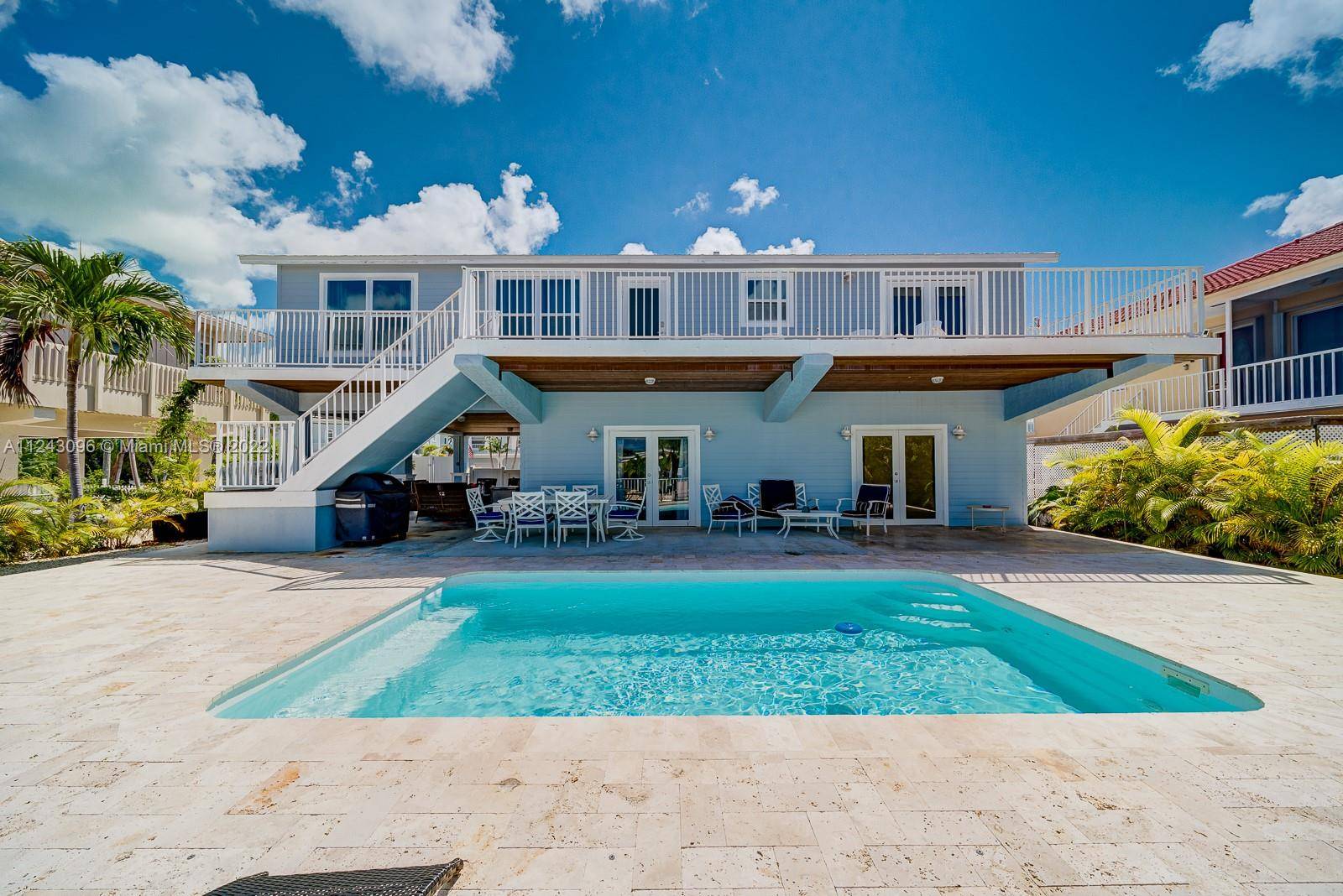 Fully renovated 5 bedroom 3 bathroom vacation style home for rent in Islamorada on a canal.