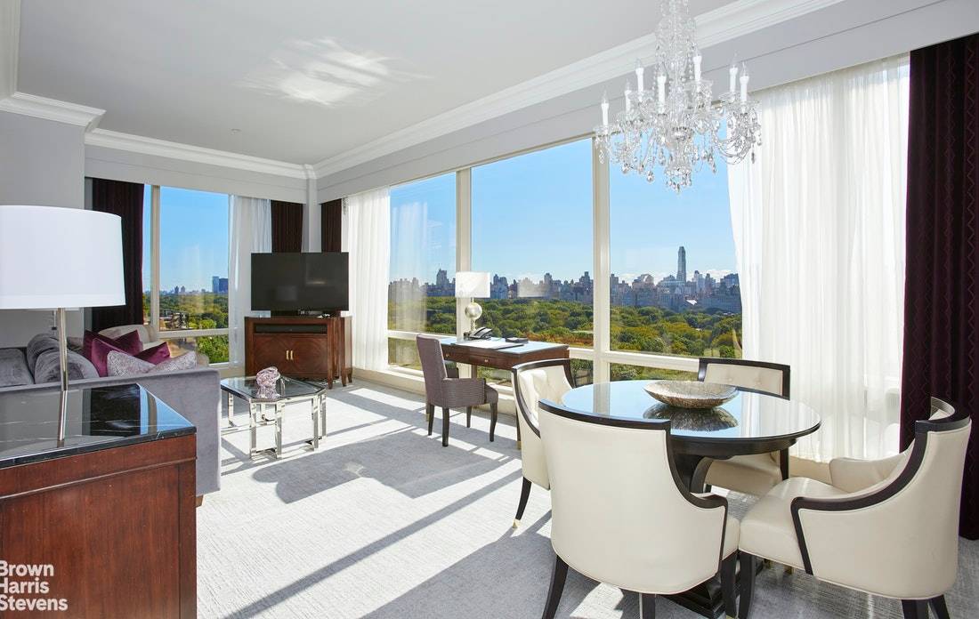 This is the jewel in the crown and is the perfect pied a terre in Manhattan.