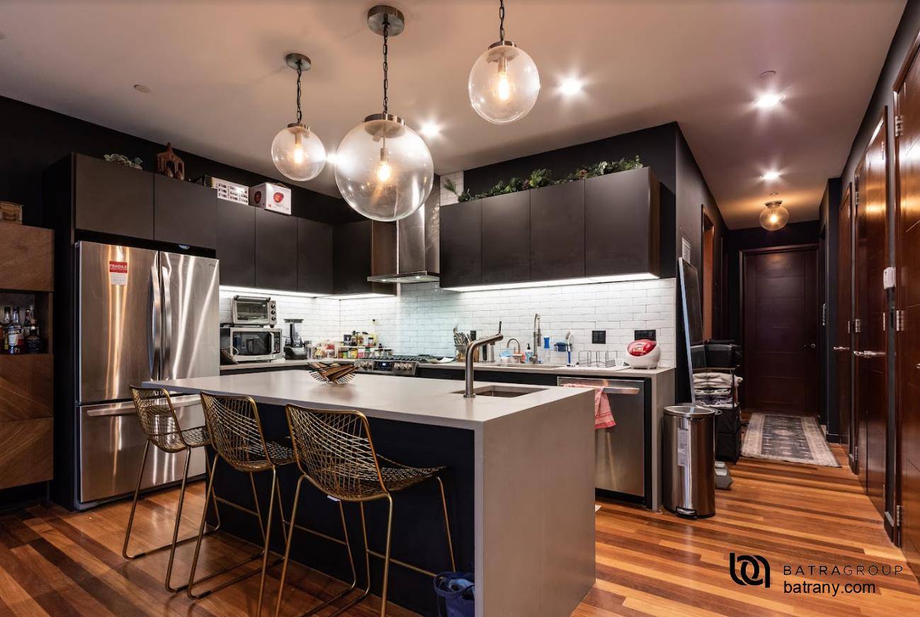 Beautiful condo at the AzureThis beautifully updated condo features an open concept layout with upgraded appliances and waterfall solid stone countertops.