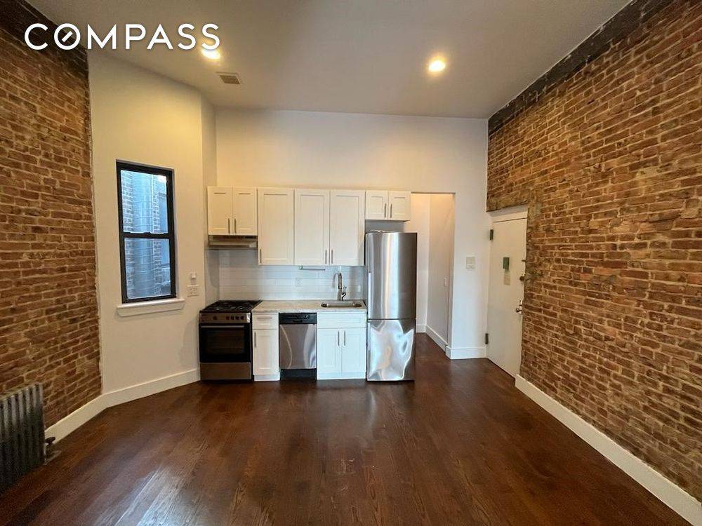 The Tenants Pay The Broker's Fee We have a newly renovated, super sunny, two bedroom apartment available to rent in Bedford Stuyvesant that features Large windows with great light exposure ...