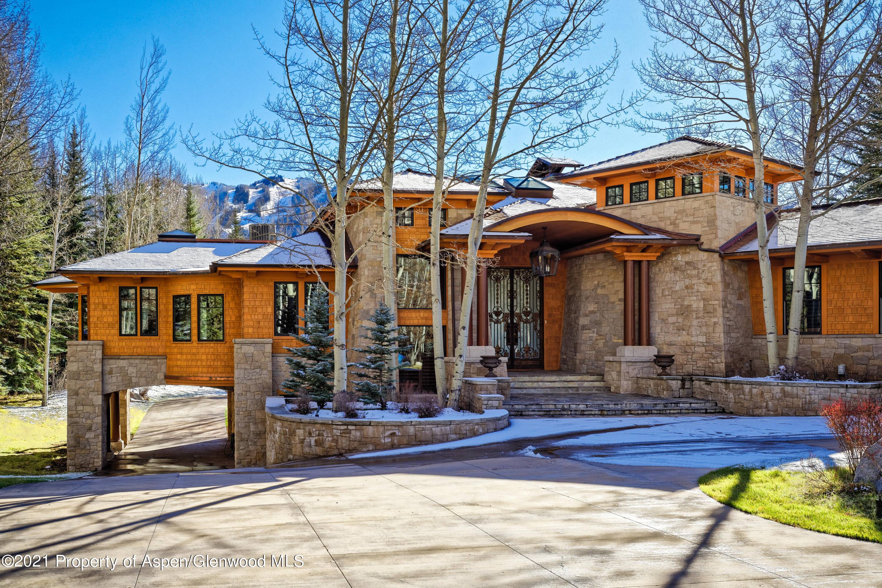 Enjoy dramatic, breathtaking views of Aspen and Highlands Mountains from this Red Mountain home situated on over an acre of land, with easy proximity to Aspen's core and the Rio ...