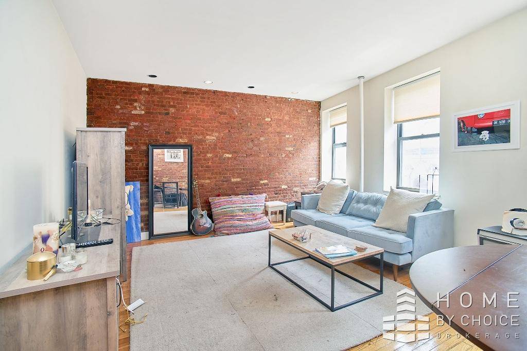 This is your opportunity to live in prime NOLITA but still paying the same rent price as a walkup in the Upper East Side.