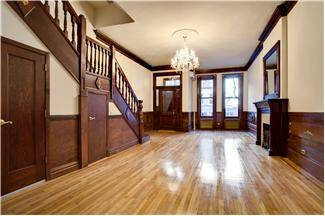 Triplex Townhouse Steps to Riverside Park and Lincoln CenterRenaissance Revival 3, 000 sf triplex with a gorgeous formal living room, formal dining room and a family room with two South ...