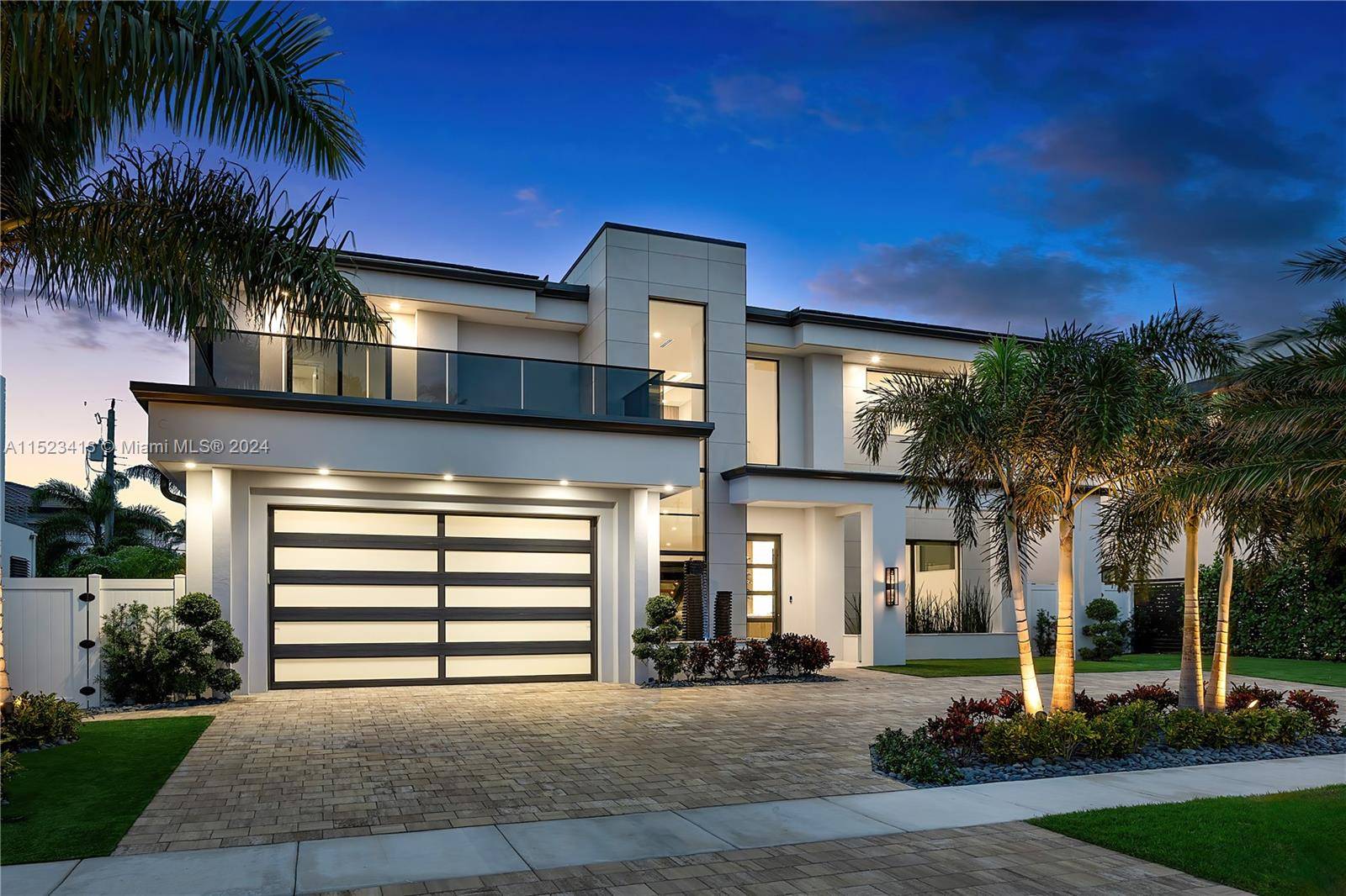 Welcome to luxury living in Boca Villas, Boca Raton's premier neighborhood.