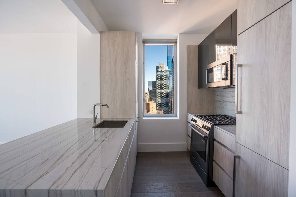 NEWLY RENOVATED SPACIOUS STUDIO WITH HIGH CEILINGS AND OPEN KITCHEN VIRTUAL TOURS and IN PERSON TOURS NOW AVAILABLE Accepting Lease Start Dates of Immediate Move In through October 2020 Proud ...