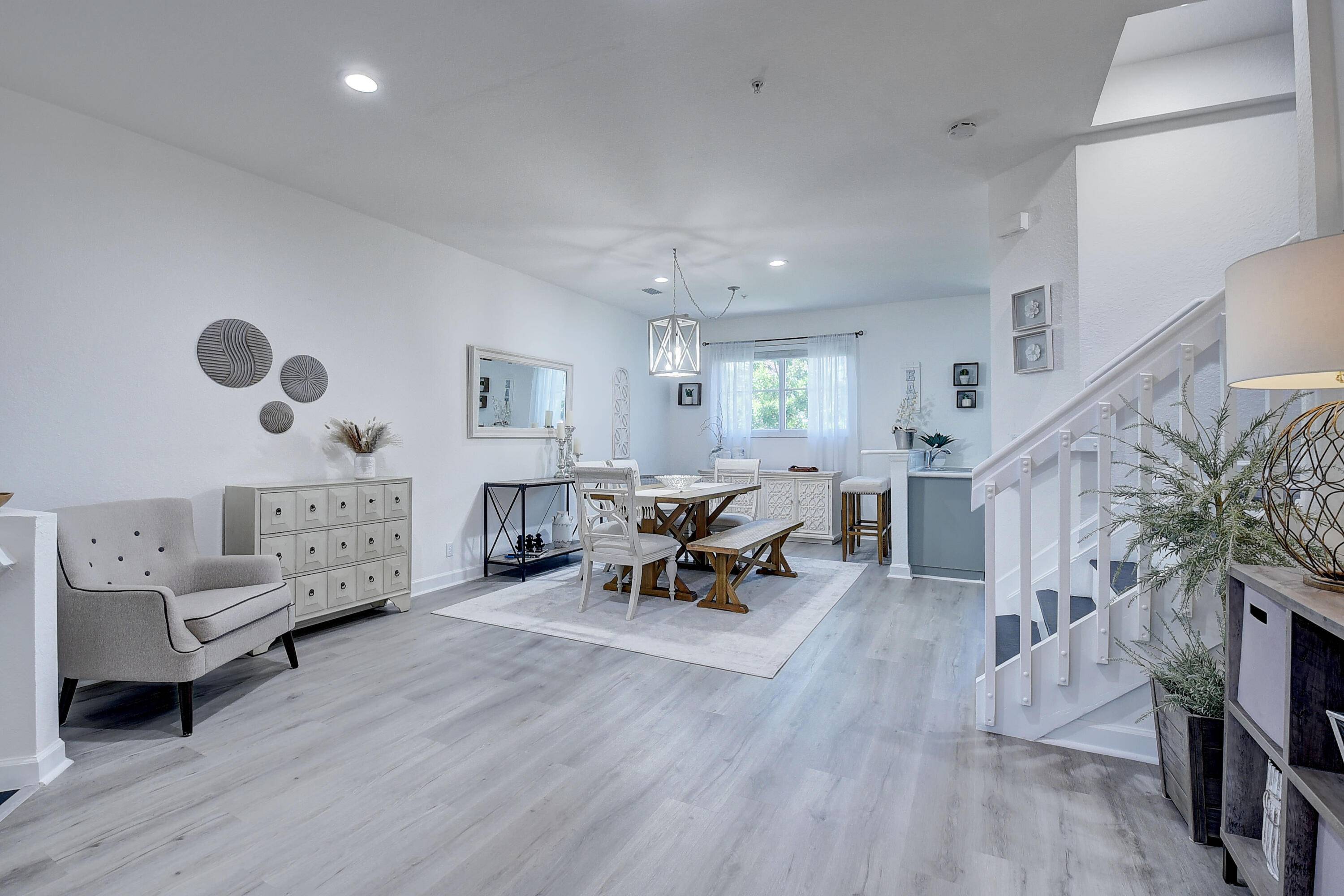 Gorgeous and totally renovated Furnished rentalTurnkey and ideal for Corporate RentalANNUALLY 4500 Seasonally 6k 6 monthsFURNISHED ONLY3 minutes from the Ocean and 2 Miles from Atlantic Avenue Delray Beach Conveniently ...