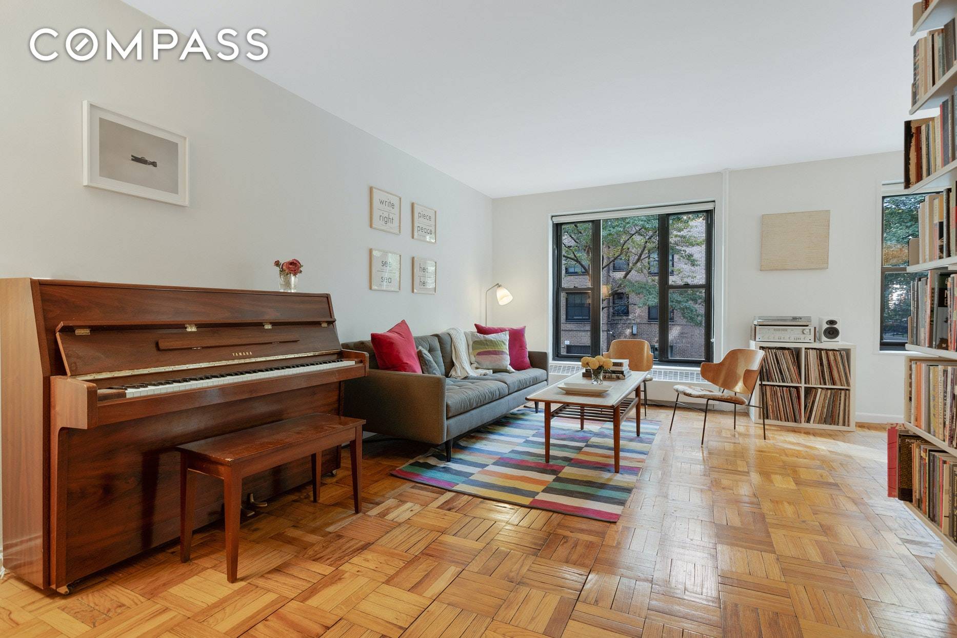 New Improved Price ! Seeking peace and quiet in the heart of Clinton Hill ?