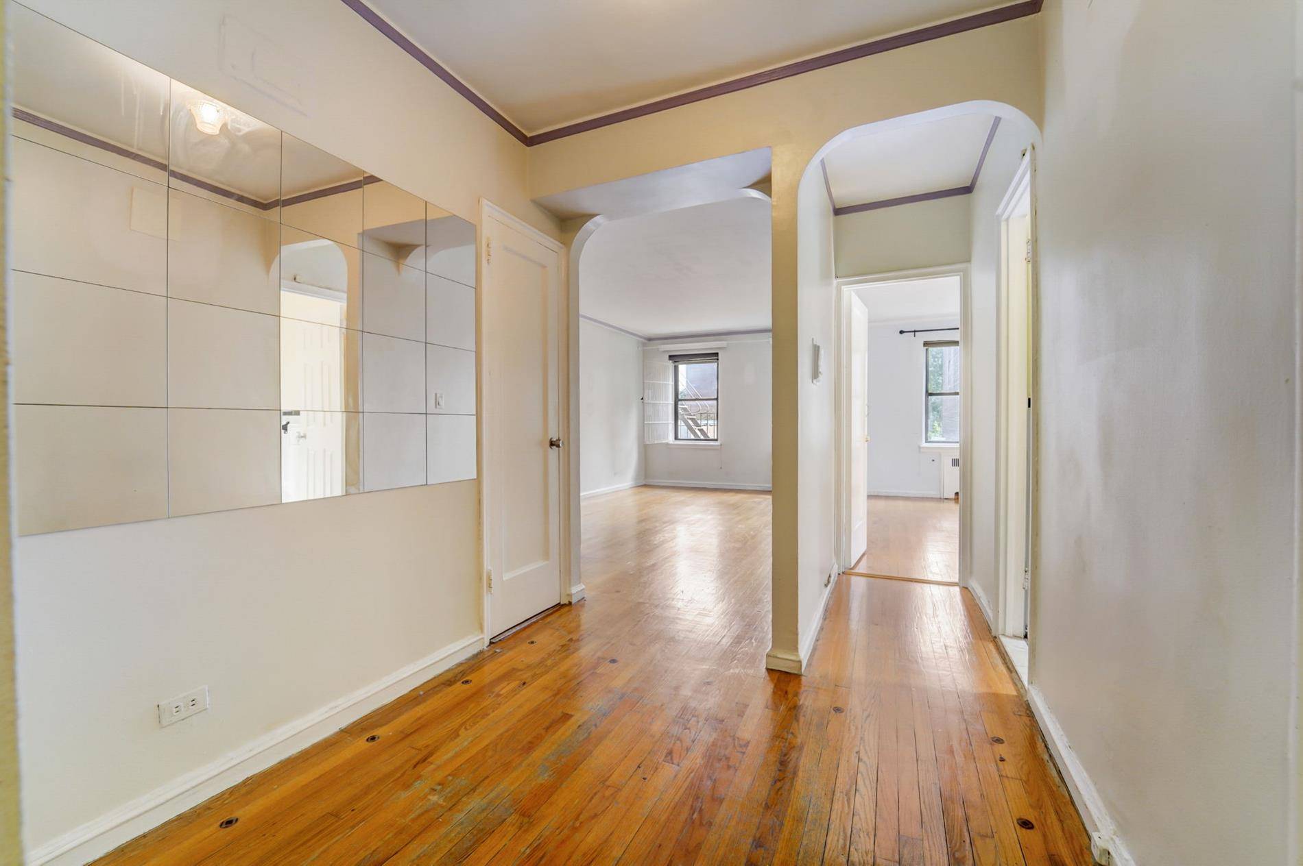 Charming 1 Bedroom Oasis in the Heart of ManhattanWelcome to 251 Seaman Ave 6B, where urban convenience meets serene living.