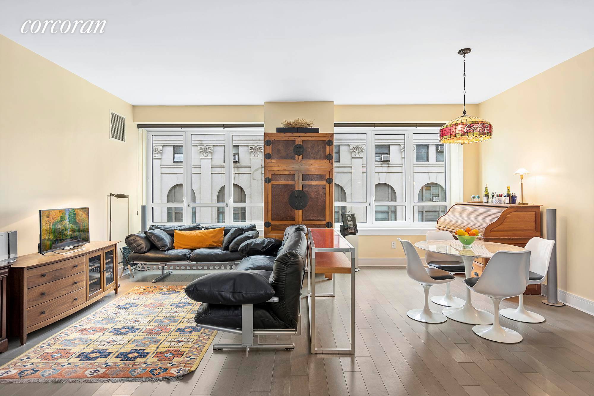 The best of Brooklyn living Situated in the heart of Boerum Hill, this well thought out home is a perfect synergy of modern design and lifestyle all while maintaining authenticity ...