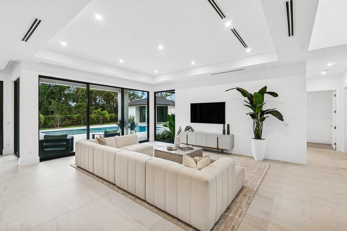 005-3100PalmDrive-DelrayBeach-FL-33483-S