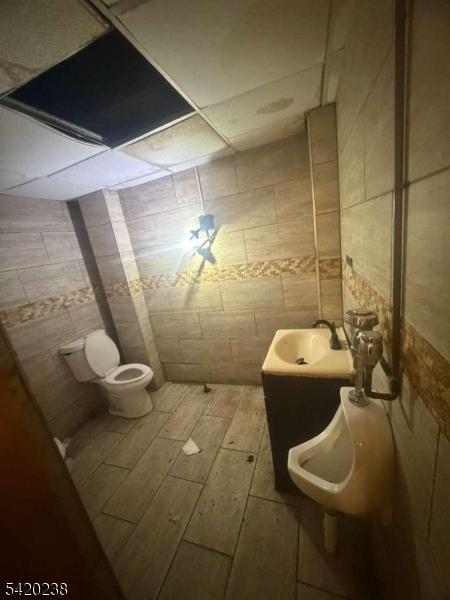 Commercial bathroom
