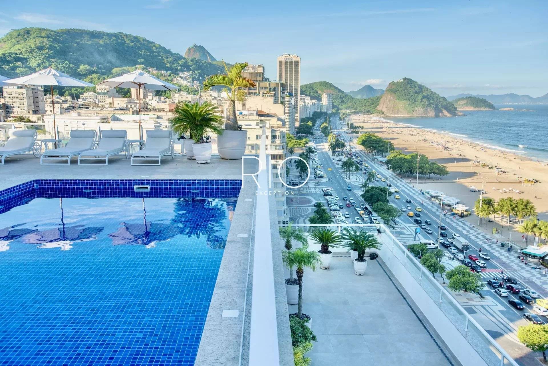 In the TOP 3 of AVENIDA ATLÂNTICA !!! Exceptional triplex penthouse of 1200m2 !