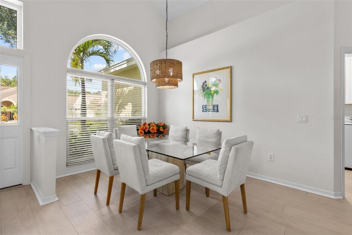staged dining