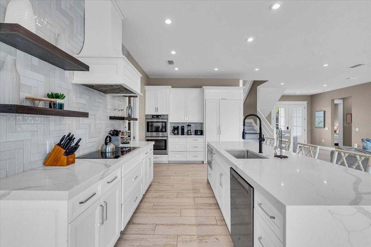 149 McKinley Drive, Sarasota, FL 34236