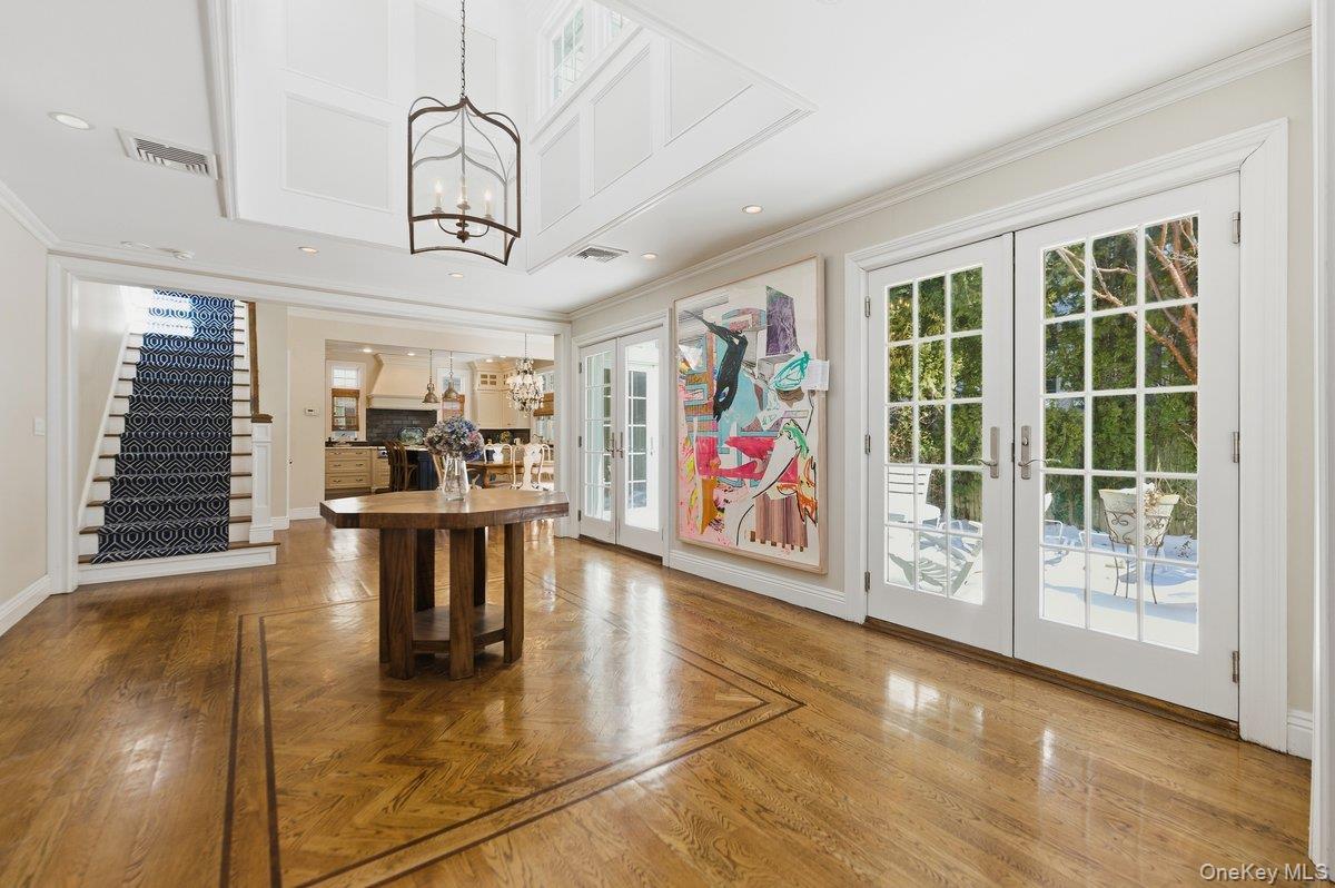 Elegant Entry Foyer