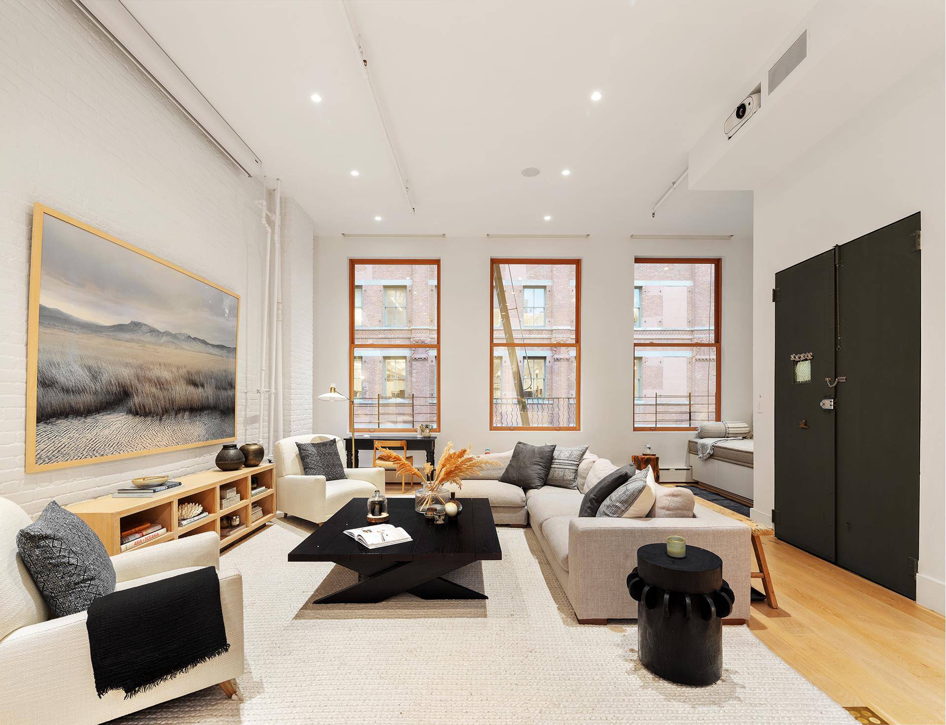 Exceptional Soho Loft An Exquisite Example of Contemporary Luxury.