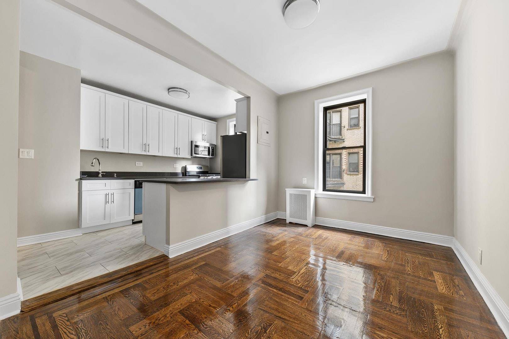 Located on quite tree lined street in Prospect Lefferts Garden, this 3 bedroom 1 bath coop is in excellent move in condition.