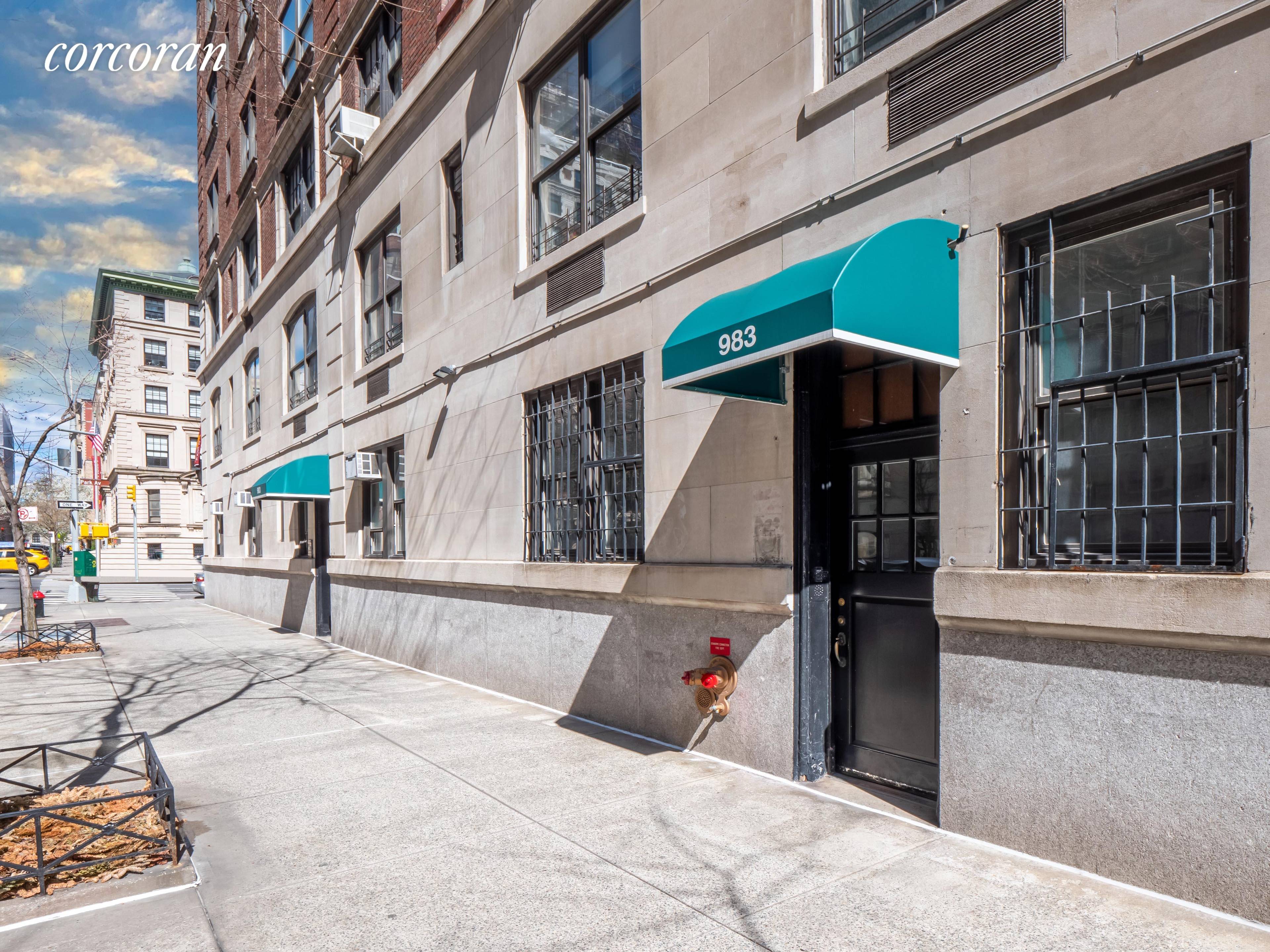 983 Park Ave, Suite 1C is a prime Upper East Side medical professional office available for lease on the corner of Park Avenue and East 83rd Street.