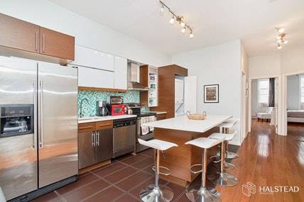 Brownstone Floor Through 3 bedStunning floor through 3 bedroom apartment in a beautiful Brownstone building located in the heart of Washington Heights.