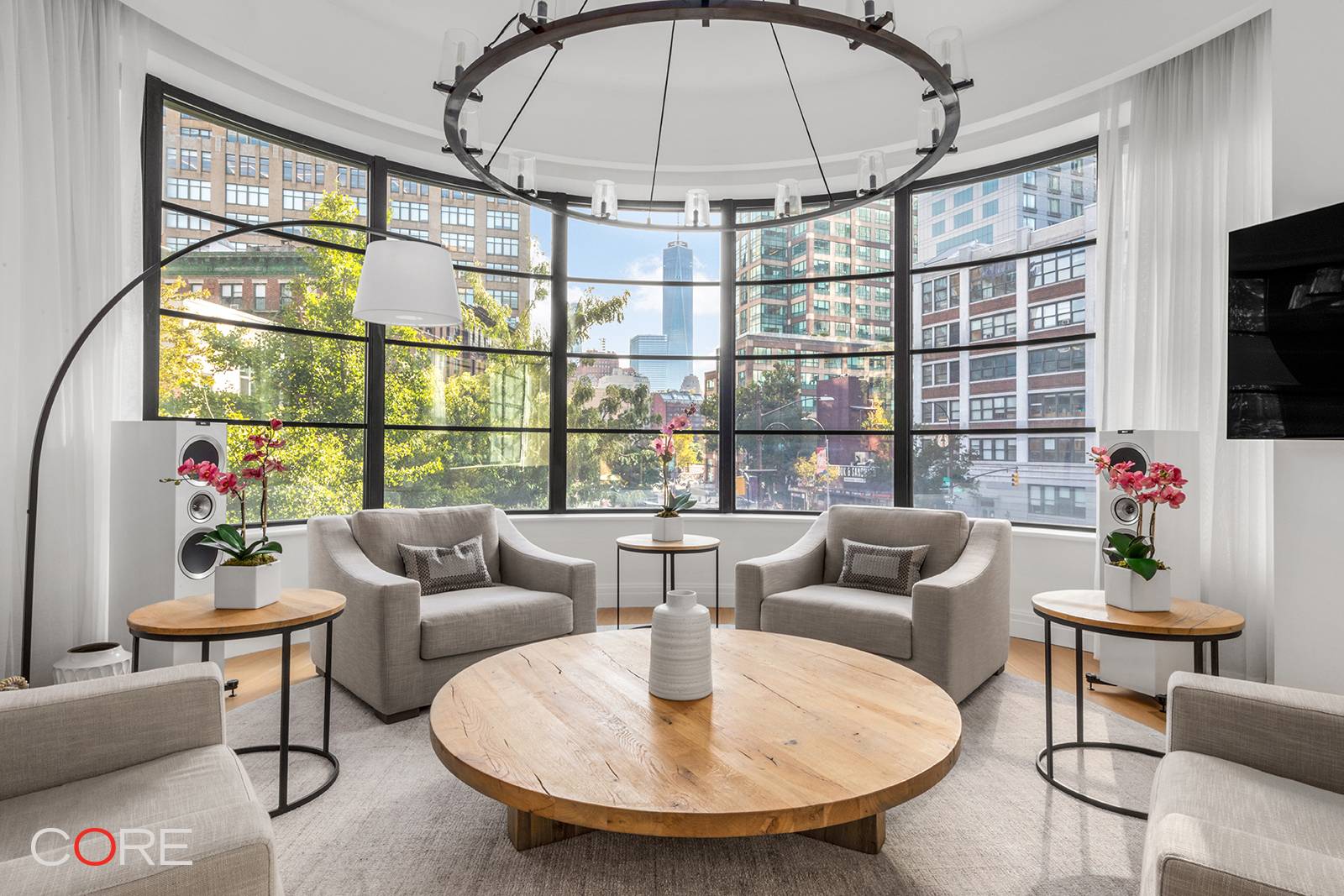 Designed by renowned architect, Cary Tamarkin, 10 Sullivan is a luxury boutique condominium located in the heart of SoHo, offering picturesque city views.