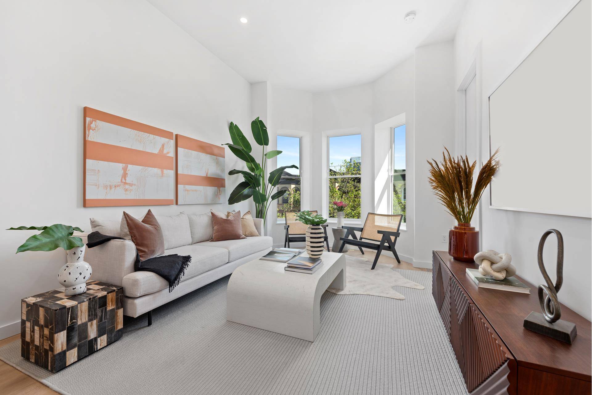 766 Union is a four unit redeveloped boutique condominium in coveted North Park Slope.