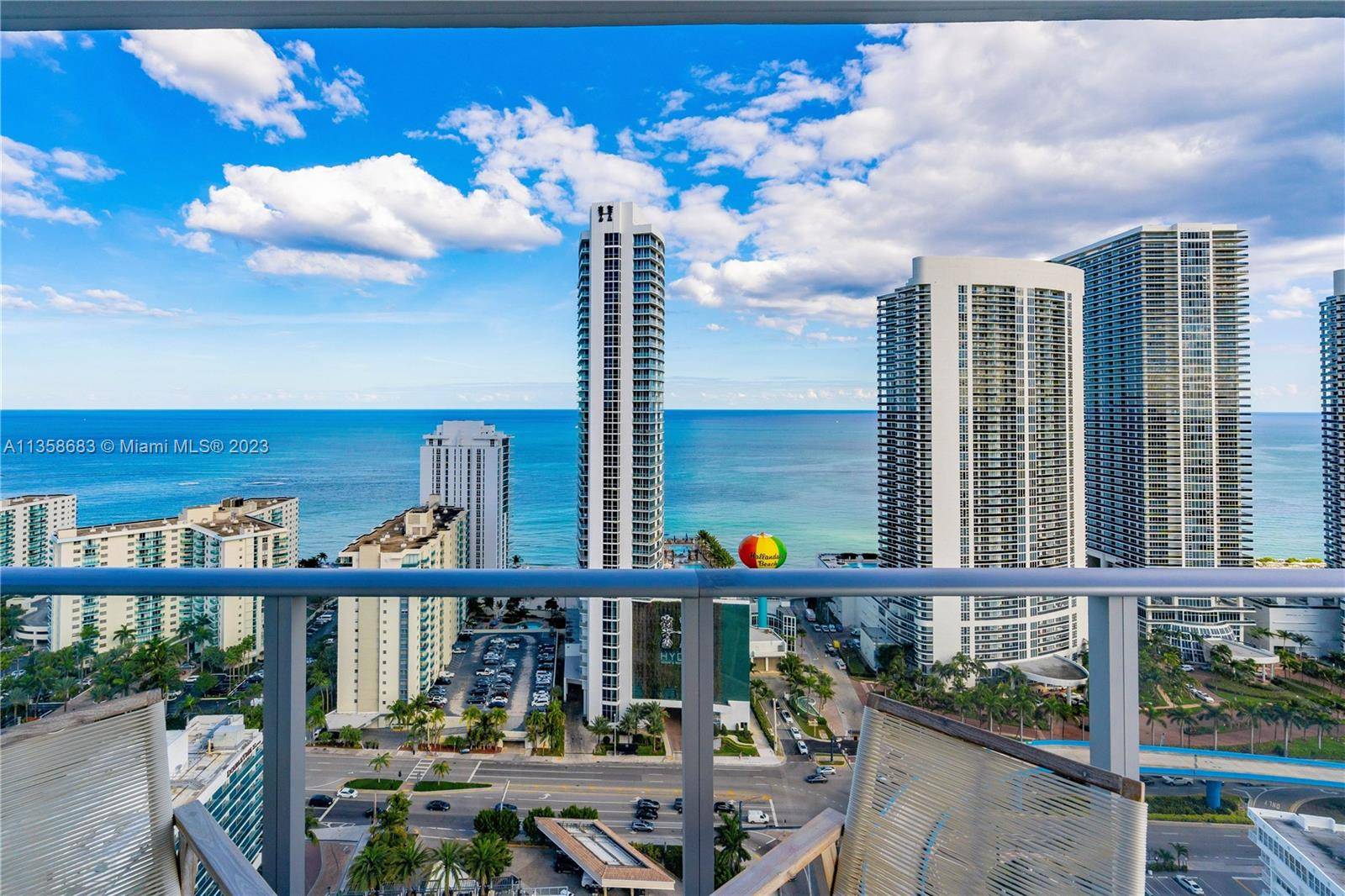 Brand new 2 bed 2 bath CORNER unit with beautiful views of the intracoastal, city, and ocean in a luxury high rise.