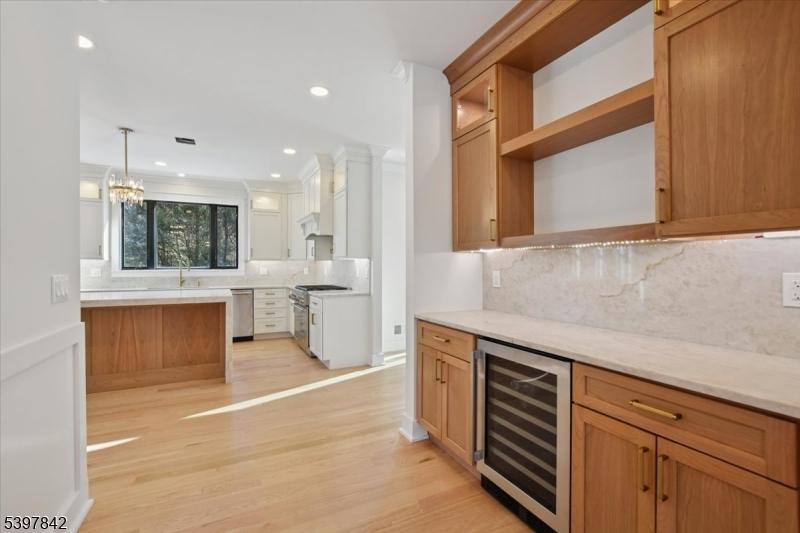 Butlers Pantry to Kitchen