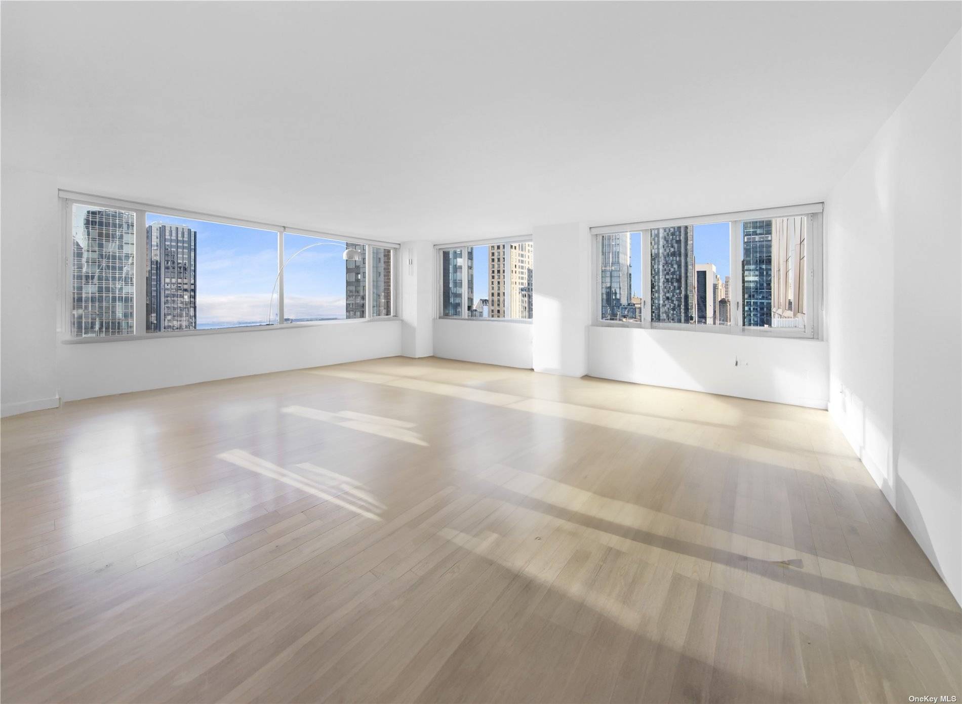 Welcome home to this beautiful apartment with breathtaking views of Central Park and Columbus Circle as well as stunning city view to 57th Street Skyscrapers.