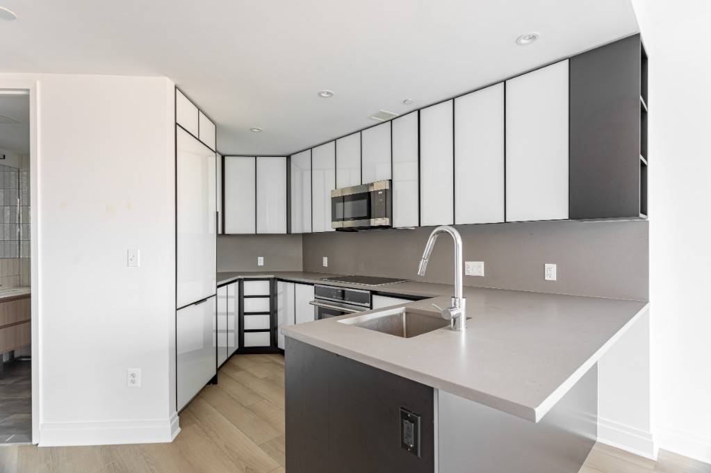 Welcome to this spacious three bedroom apartment offering the perfect blend of comfort and luxury, complete with two full bathrooms and in unit washer dryer.