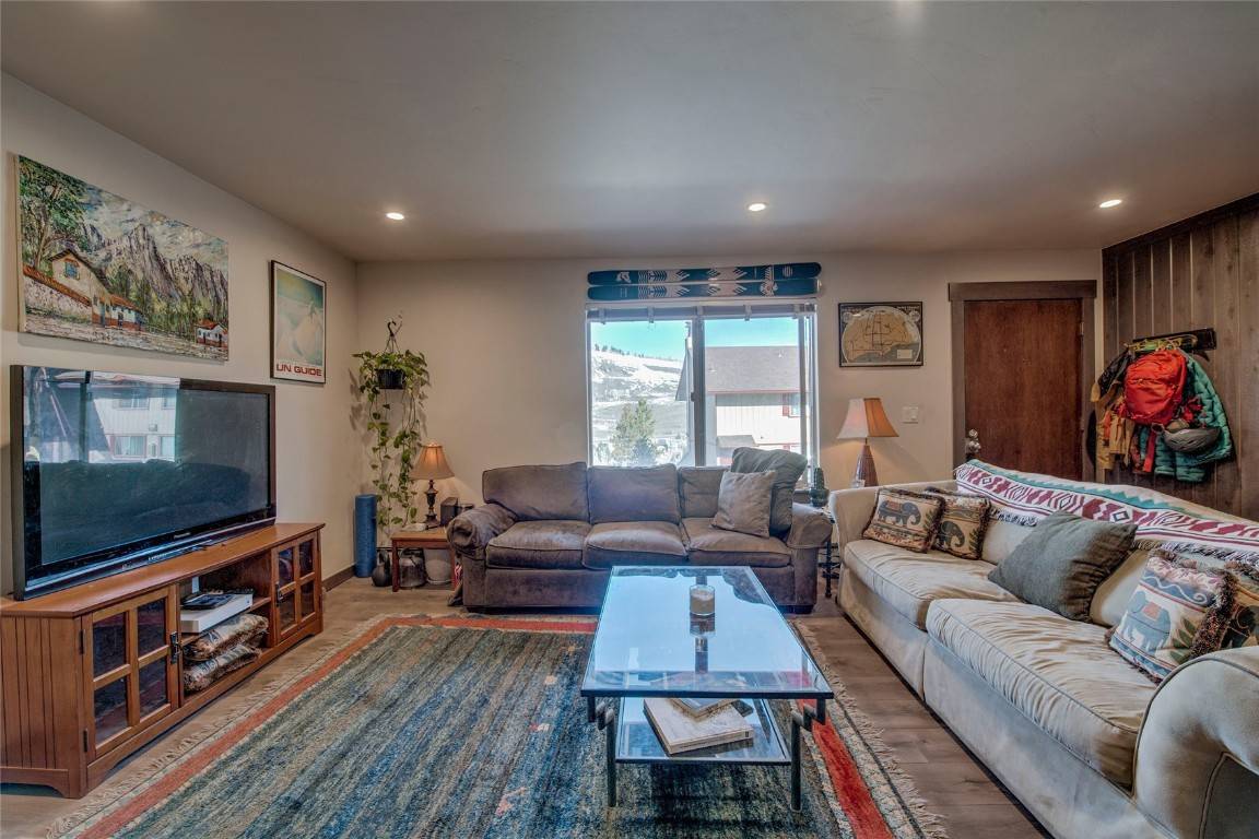 Wonderful remodeled 1 bedroom 1 bath end unit with views of Buffalo Mountain and the Gore Range.