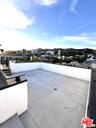 PRIVATE ROOFTOP DECK
