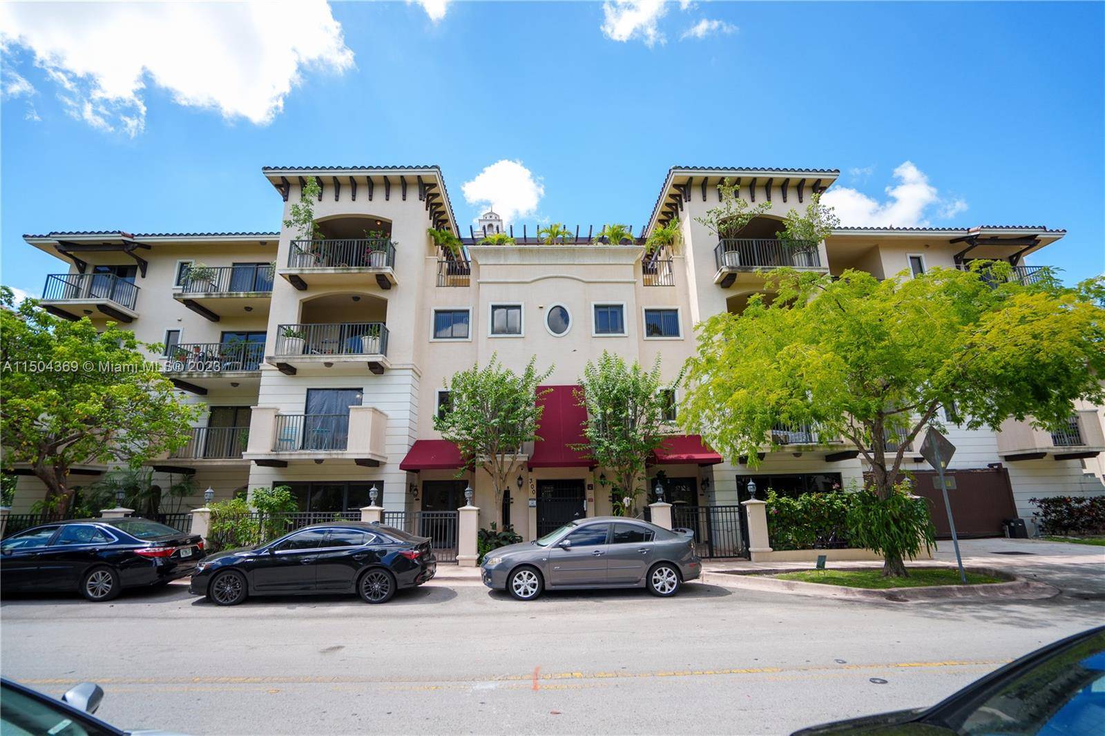 Amazing corner PH 2BD 2BA residence with 500 sqft private terrace overlooking the residential area of the City Beautiful, Coral Gables.