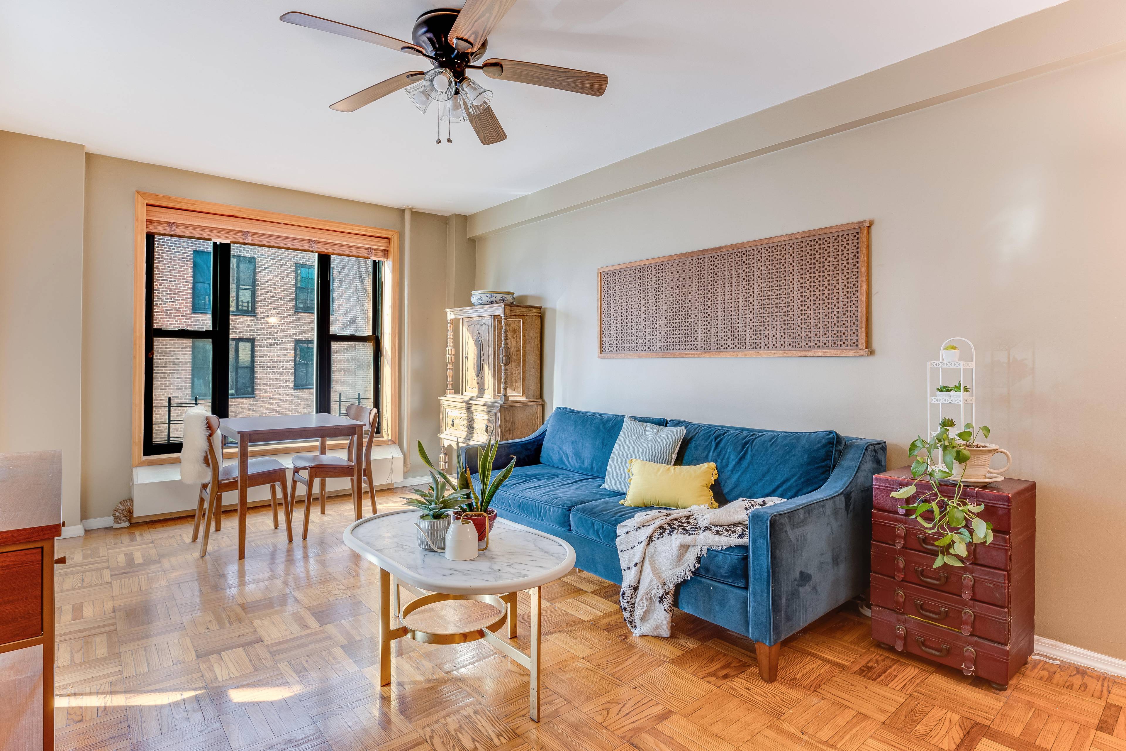 This bright and sunny courtyard facing apartment is located on the 10th floor in vibrant Clinton Hill, Brooklyn.