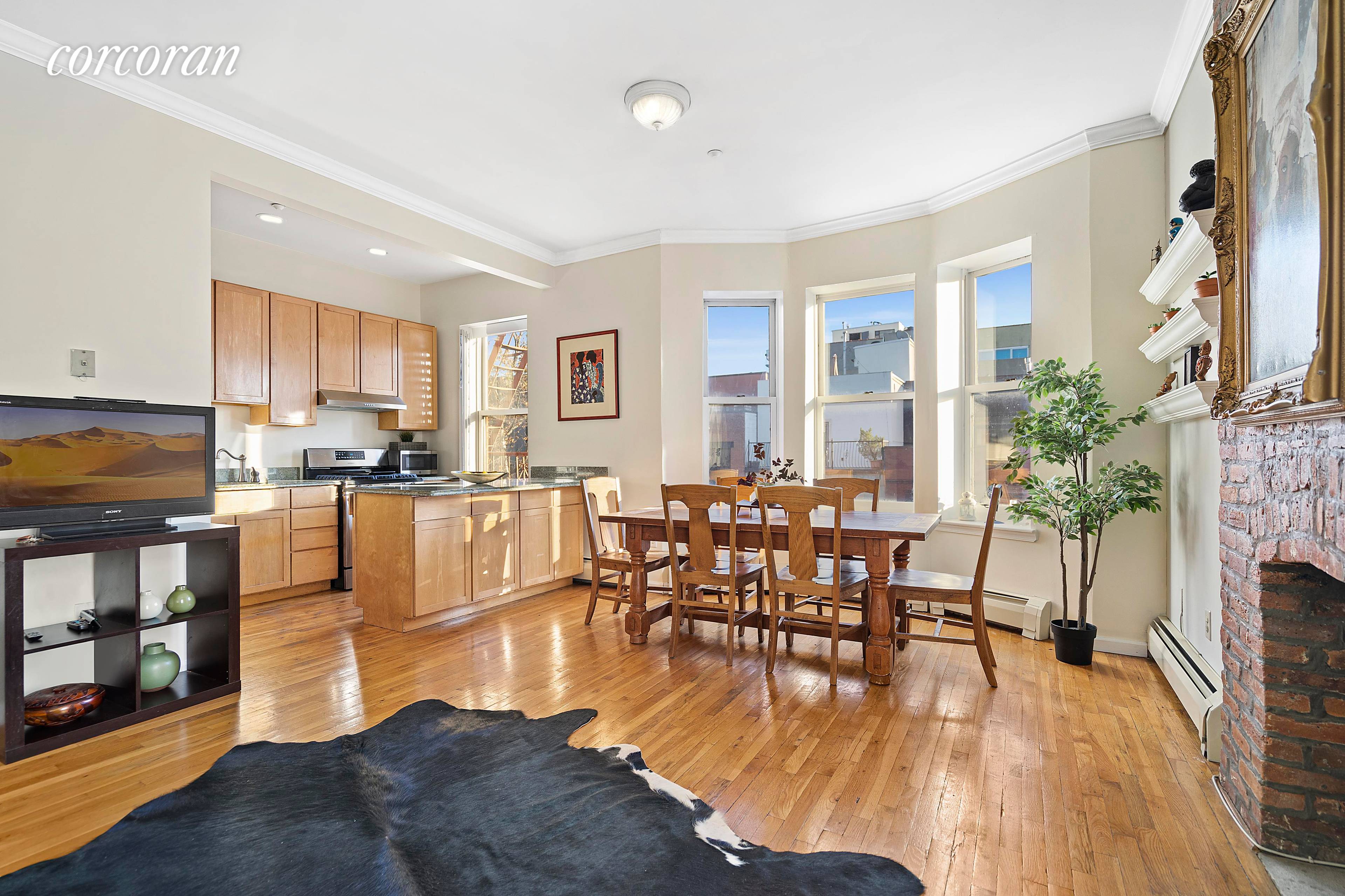 233 GREENE AVE, 3A CLINTON HILL, BROOKLYN NY 2BR 1BA W D COMMON GARDEN CONTACT EXCLUSIVE LISTING BROKERS.