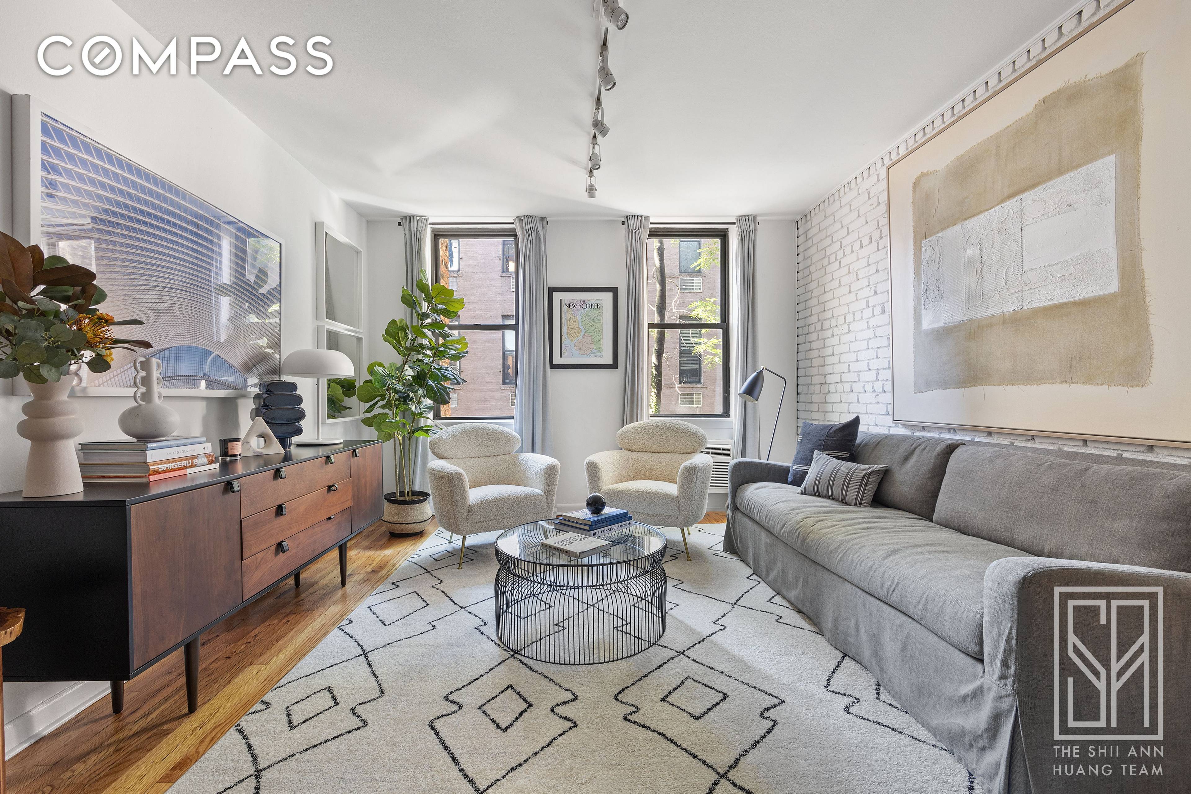 Welcome home ! Move right into this sunny and tranquil Upper East Side one bedroom.