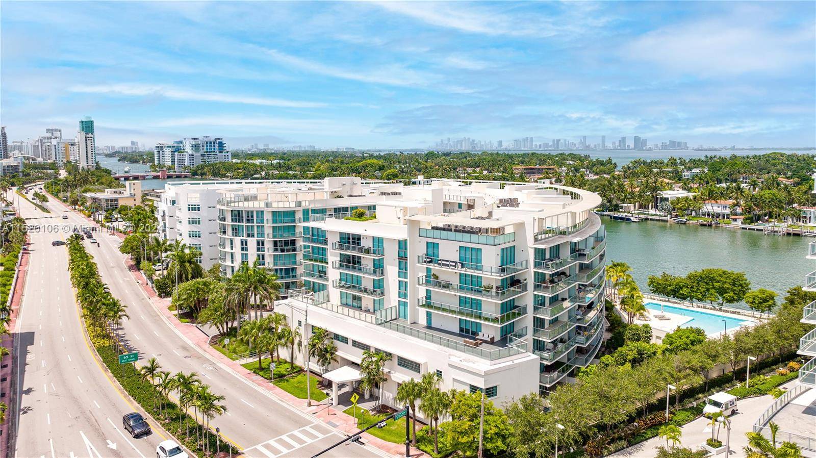Introducing a charming and luxury 2 bed, 2 bath condo in the heart of Miami Beach.