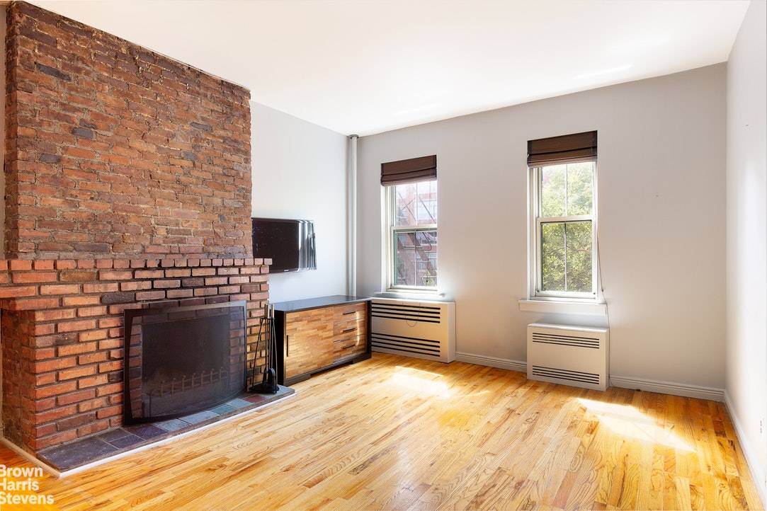 This sunny one bedroom, one bath apartment is the perfect nesting spot on tree lined Horatio Street, one of the most coveted West Village blocks.