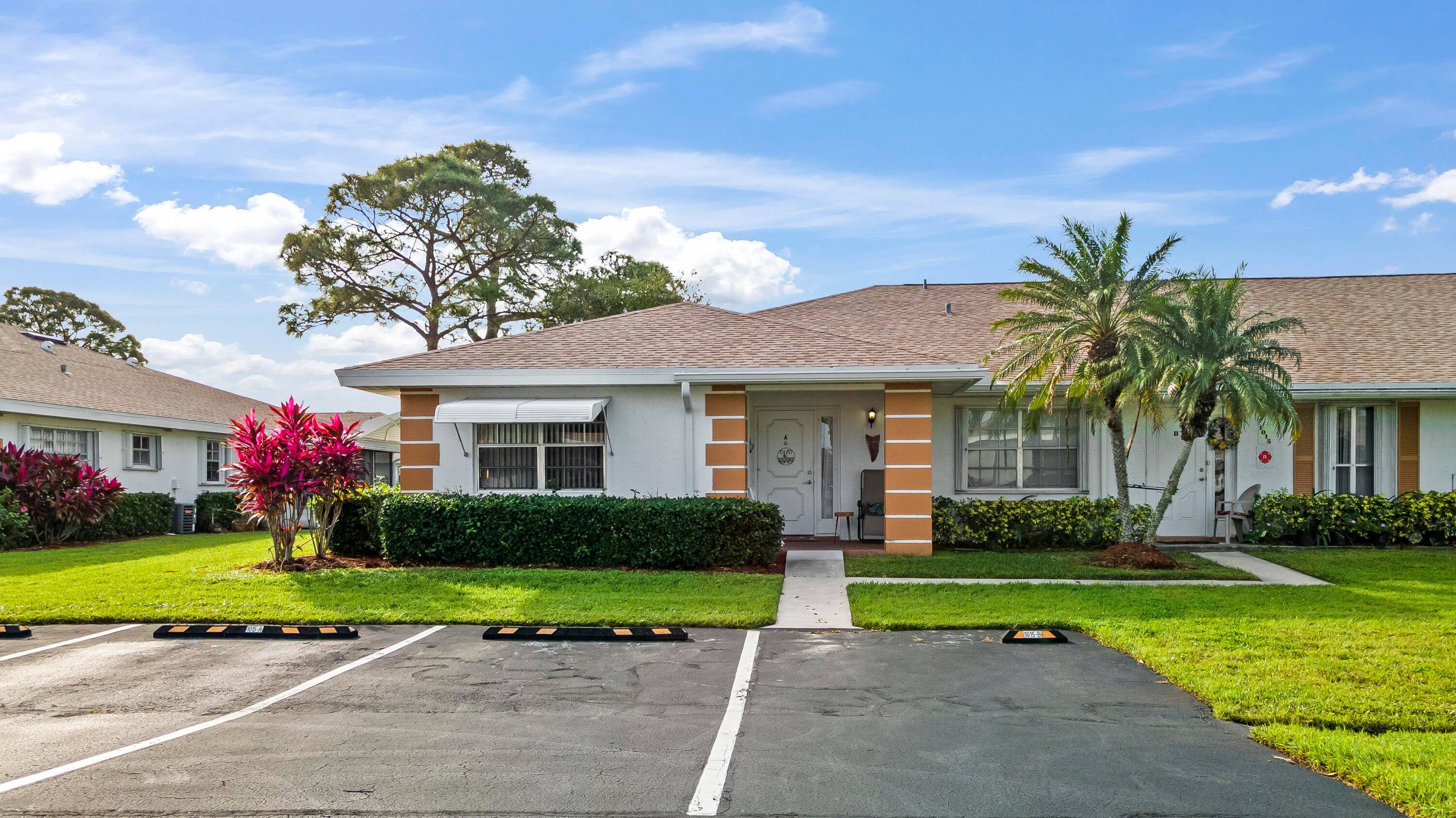 Reduced Price ! Discover this 2 2 condo in the sought after Highpoint of Fort Pierce, a gated adult 55 community.