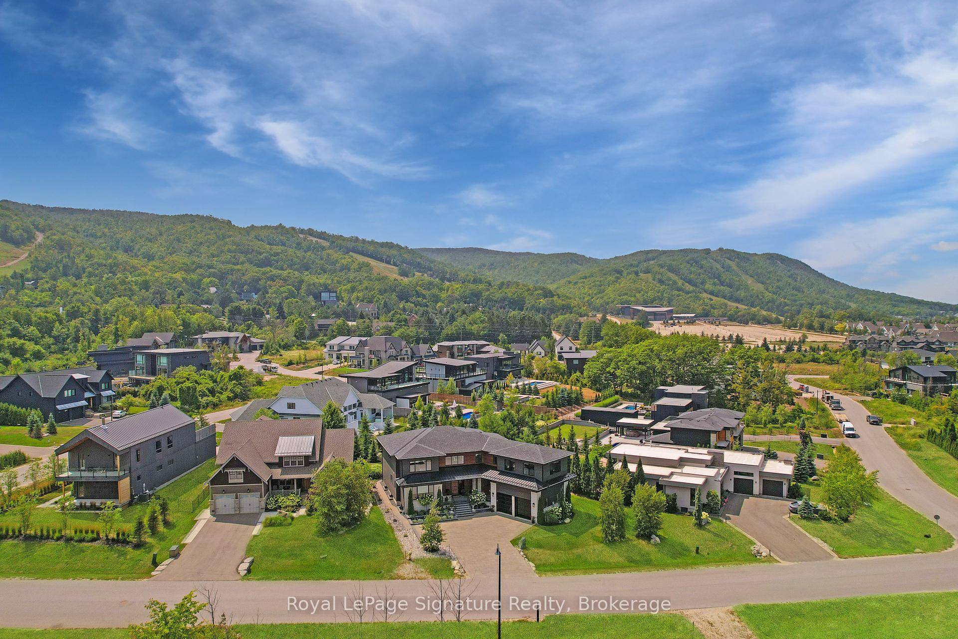 This custom built home in the Nipissing Ridge community offers luxury mountain living at the base of Alpine Ski Club and Craigleith.